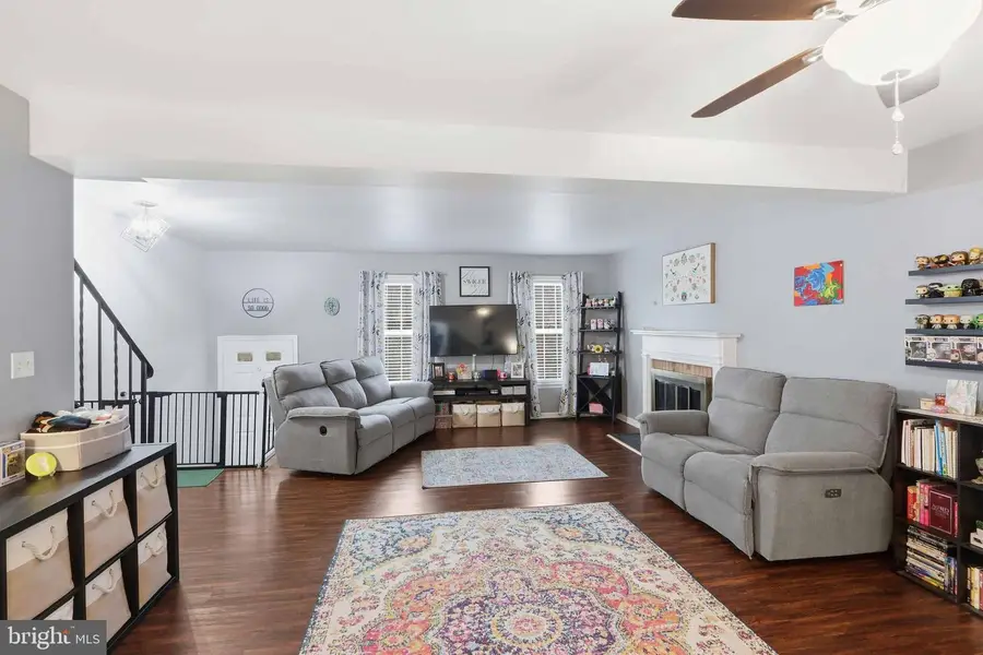 5729 Richardson Mews Sq, Arbutus, MD 21227 - Image #3