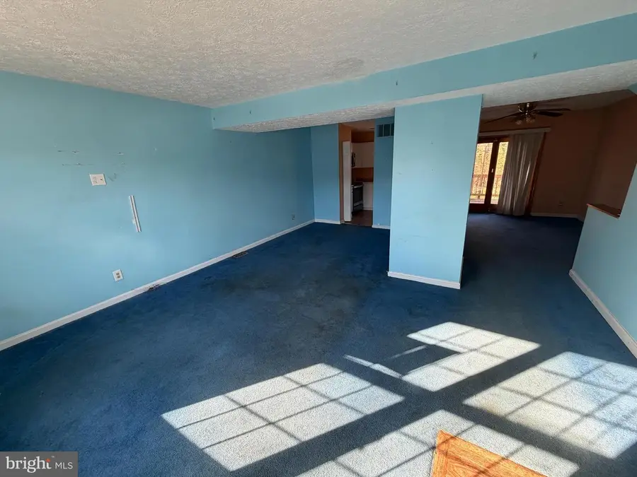 16 W End Ct, Baltimore, MD 21227 - #2