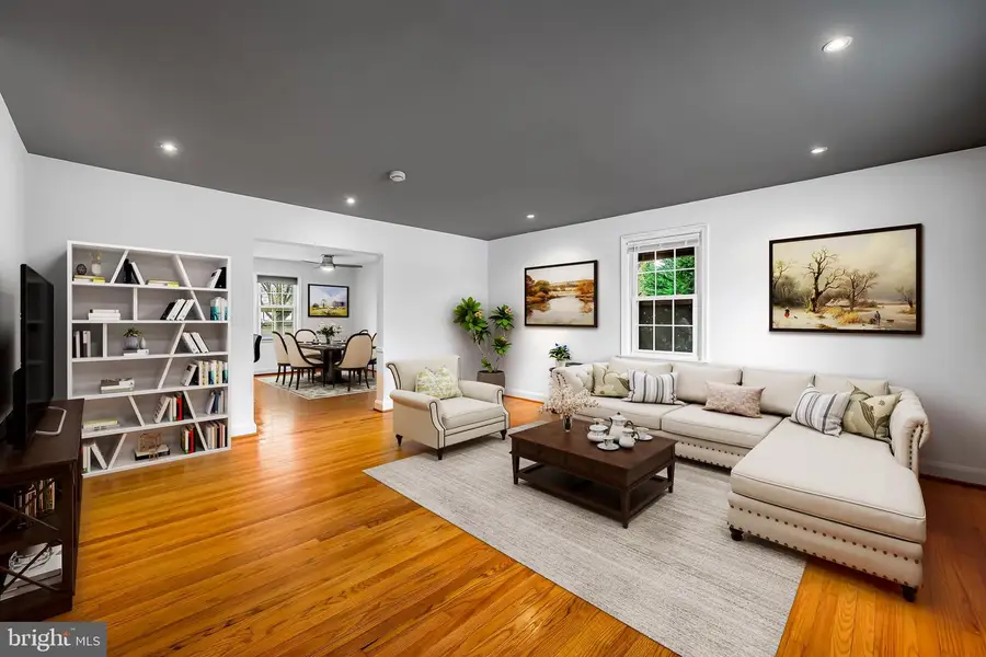 9 Wilfred Ct, Towson, MD 21204 - Image #3