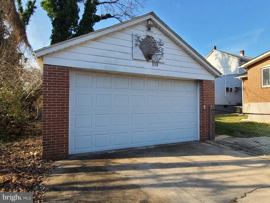 231 Riverview Ave, Dundalk, MD 21222 - Image #2