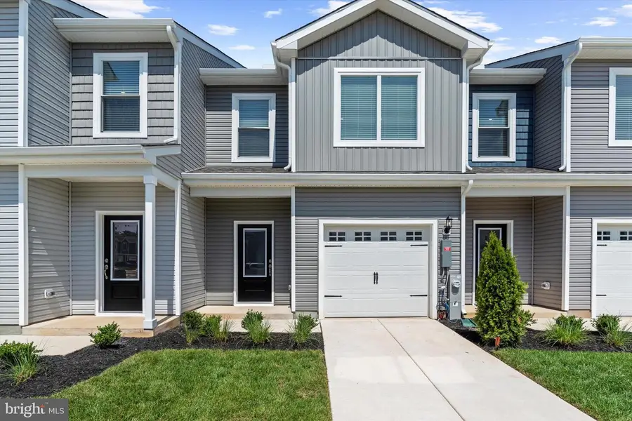 8131 Bartholomew Ct, Baltimore, MD 21206 - #3