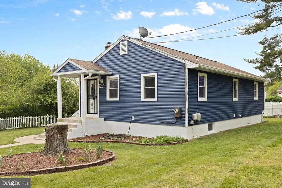 6907 Schissler Ave, Baltimore, MD 21207 - Image #2