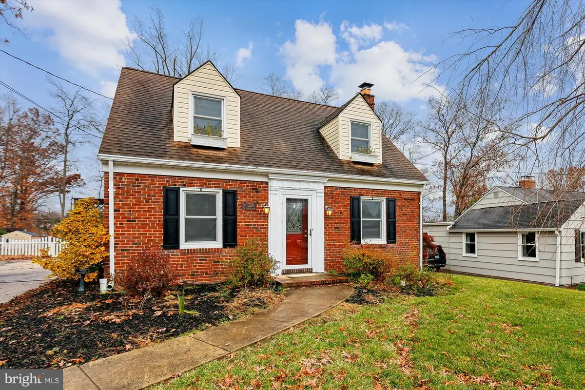 229 Gralan Rd, Baltimore, MD 21228 - Image #1