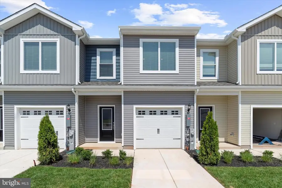 8139 Bartholomew Ct, Baltimore, MD 21206 - #2