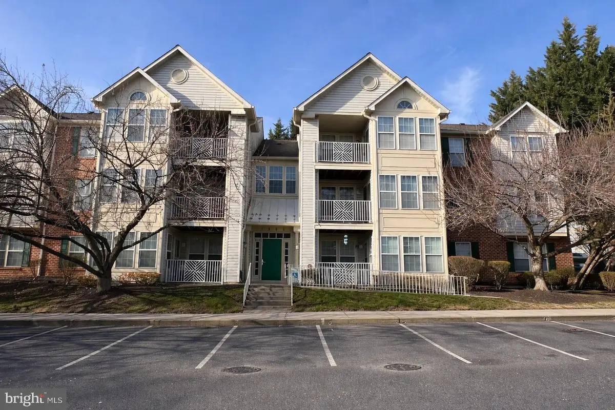 7903 Valley Manor Rd #204, Owings Mills, MD 21117 - Image #1