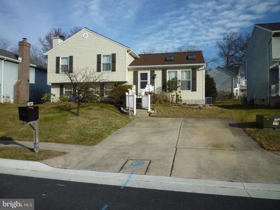 9809 Britinay Ln, Parkville, MD 21234 - Image #2