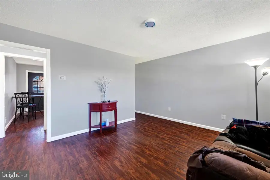 8137 Park Haven Rd, Baltimore, MD 21222 - Image #3