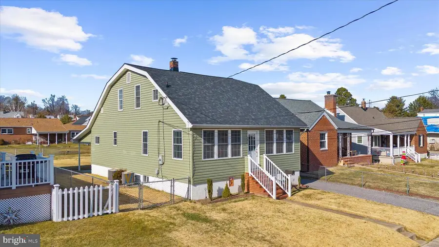 1924 Sunberry Rd, Baltimore, MD 21222 - Image #2