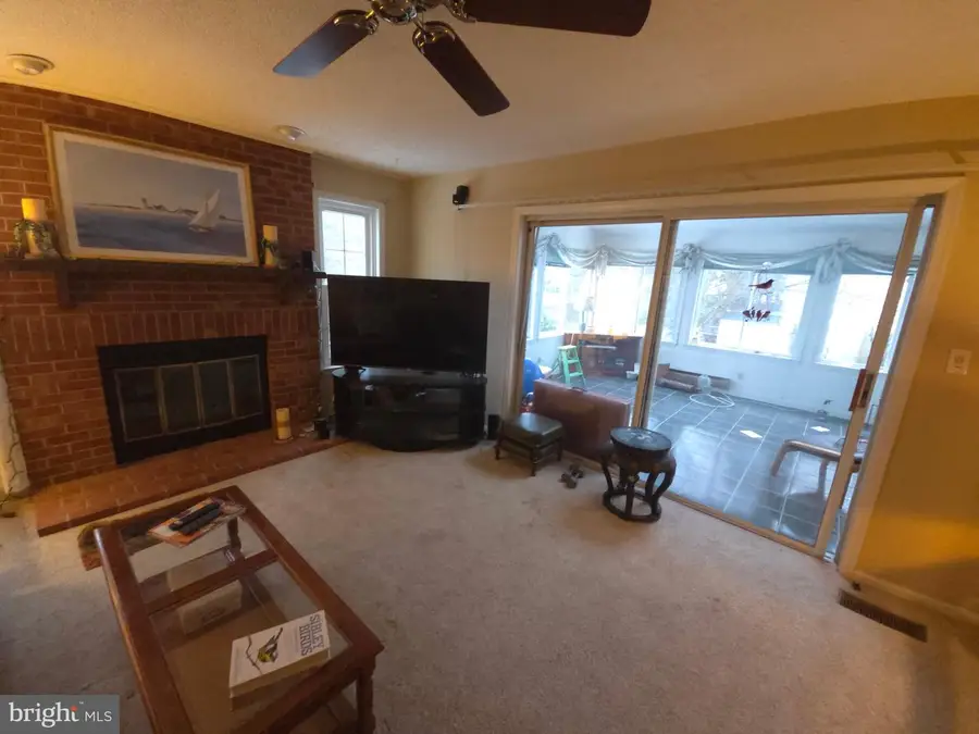 19 Huntress Ct, Lutherville Timonium, MD 21093 - #3