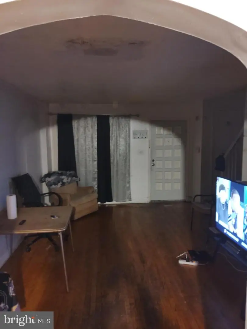 3435 Flannery Ln, Baltimore, MD 21207 - #3