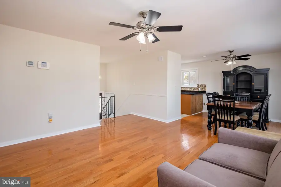 927 Shirley Manor Rd, Reisterstown, MD 21136 - #3