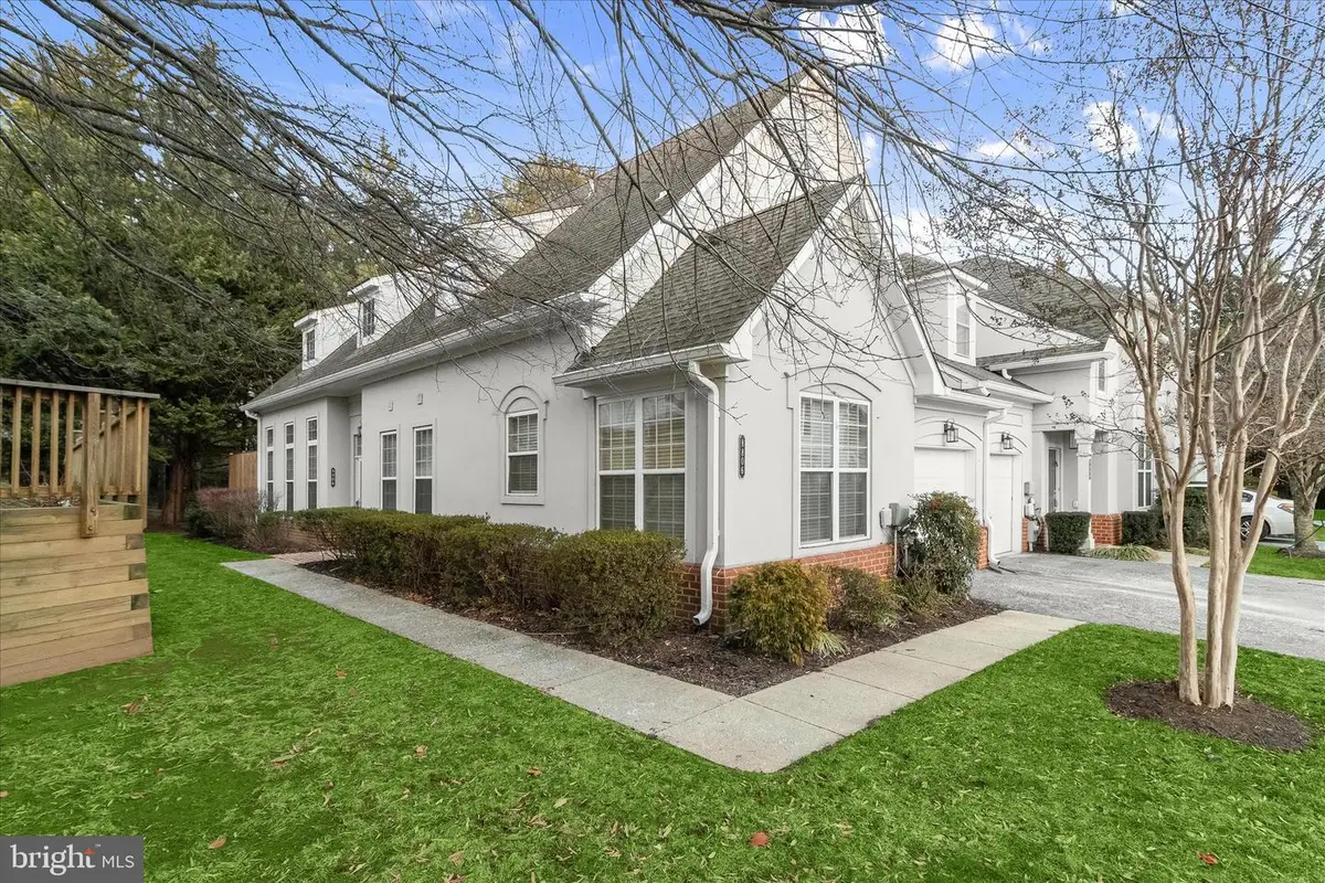 8806 Howard Forest Ln #8806, Pikesville, MD 21208 - Image #1