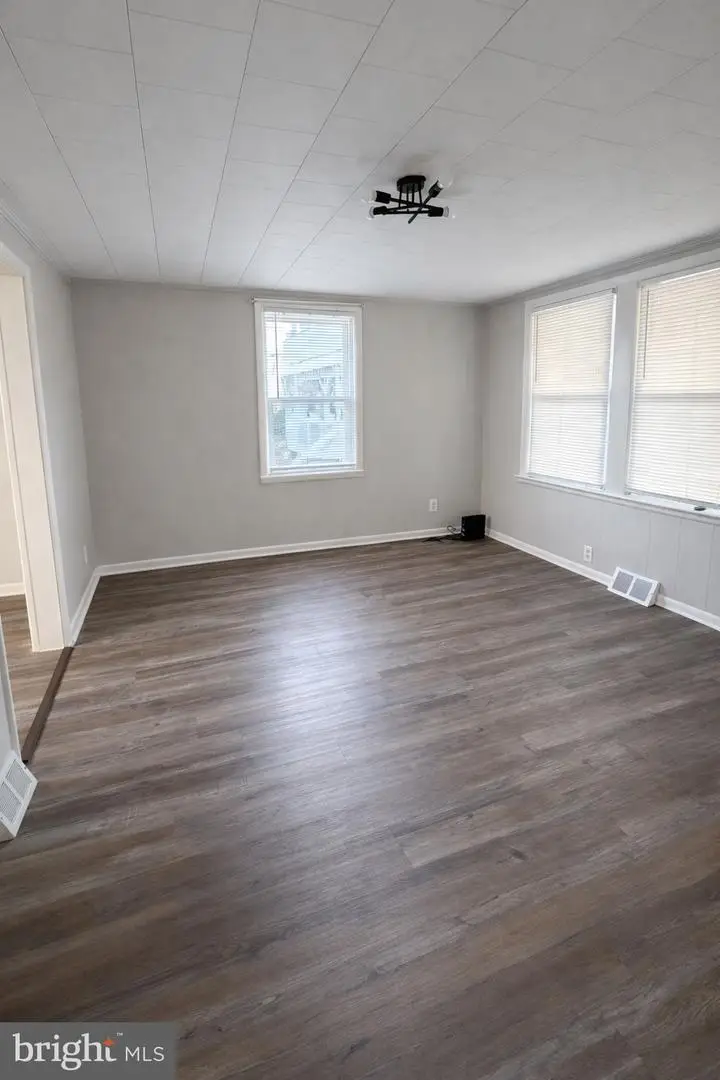 7515 Belmont Ave, Baltimore, MD 21224 - Image #2