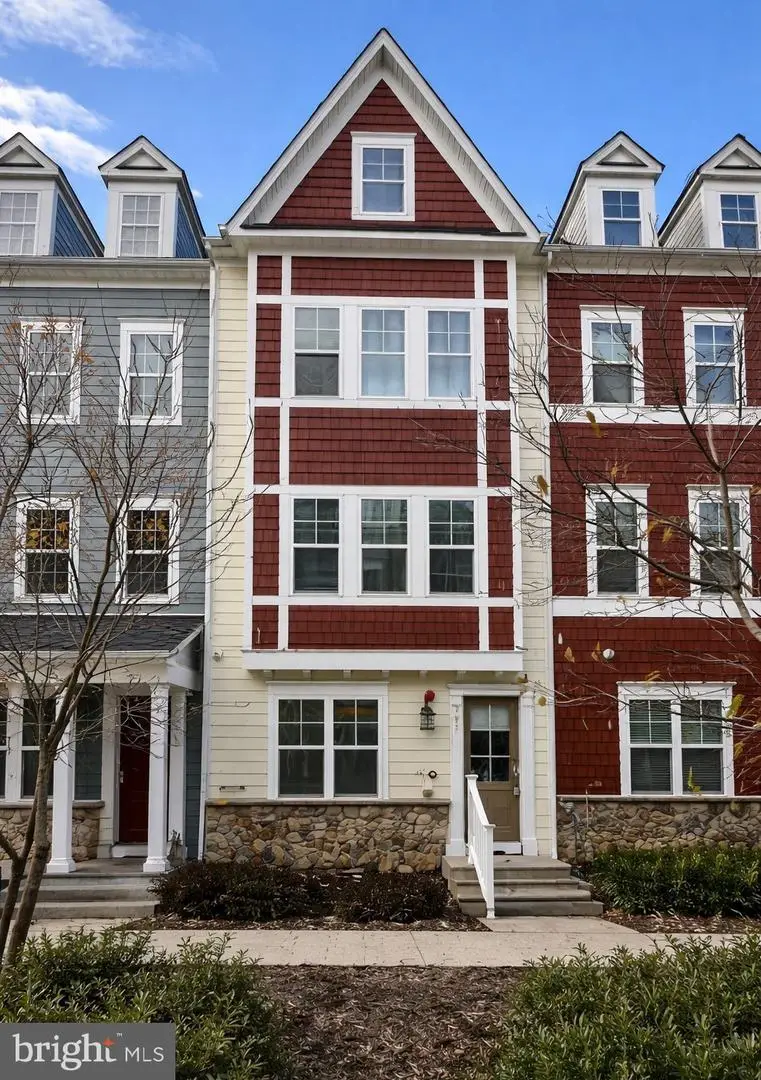 305 Davage Ln, Towson, MD 21286 - Image #1