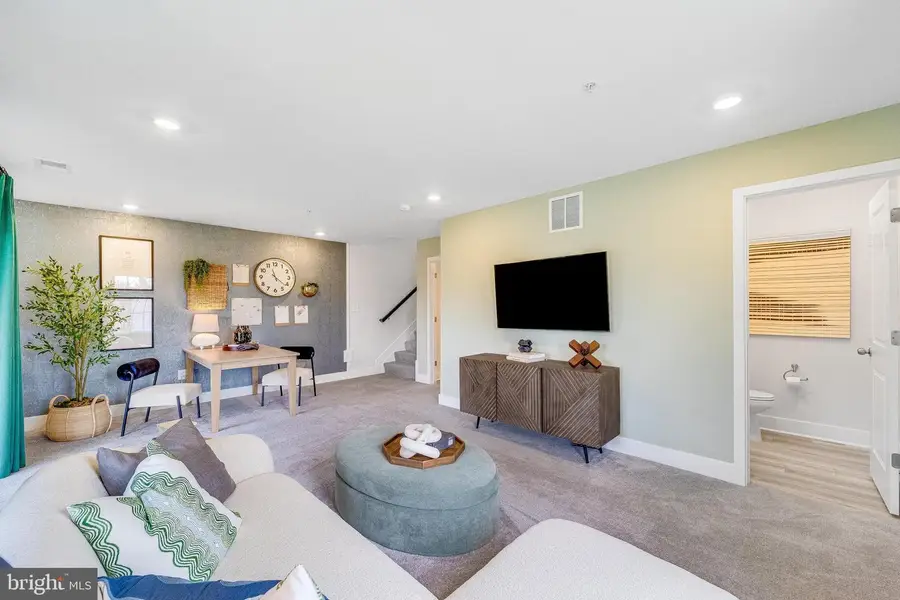 511 Downswing Rd, Baltimore, MD 21208 - Image #2