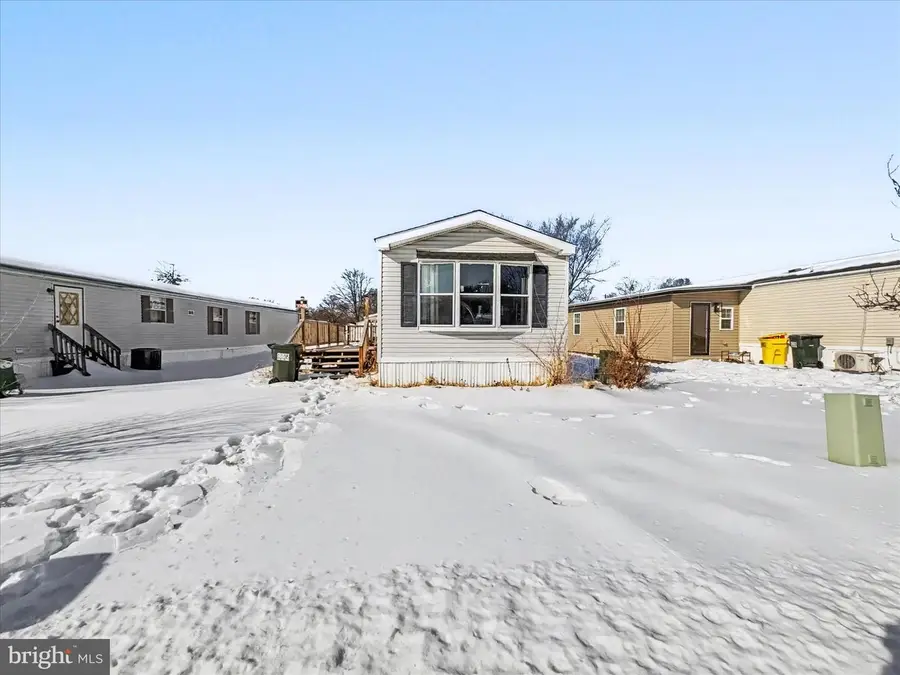 126 Roundup Rd, Baltimore, MD 21220 - Image #2