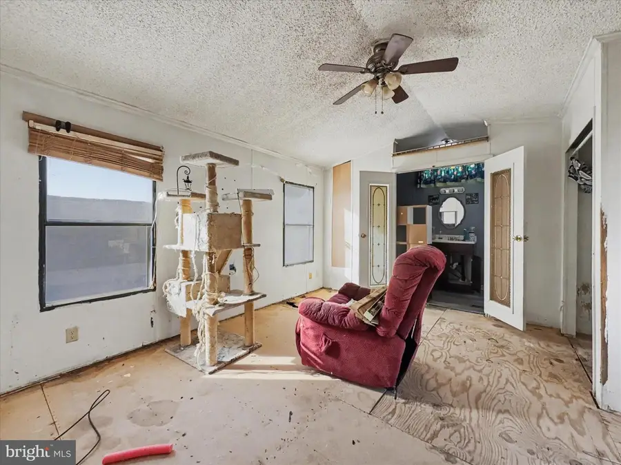 126 Roundup Rd, Baltimore, MD 21220 - Image #3