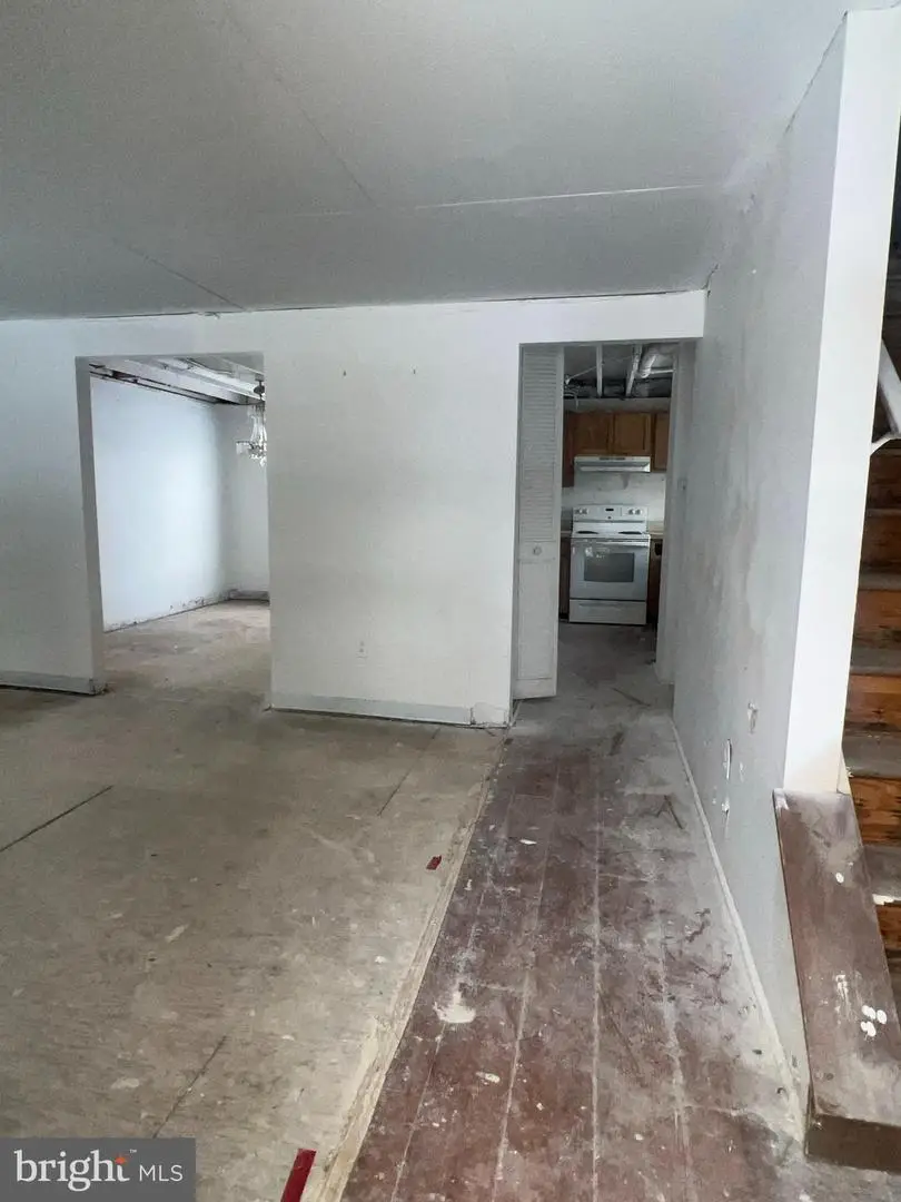 7215 Alter St, Baltimore, MD 21207 - Image #2