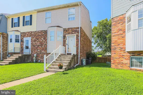 138 Highshire Ct, DUNDALK, MD 21222