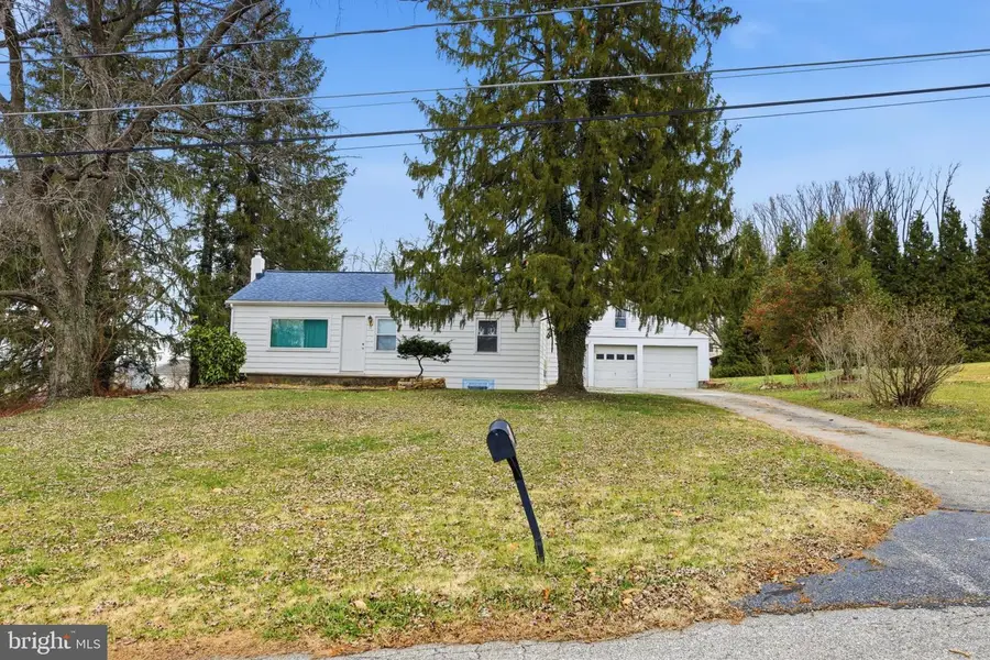 10 Matthews Ave, Cockeysville, MD 21030 - Image #2