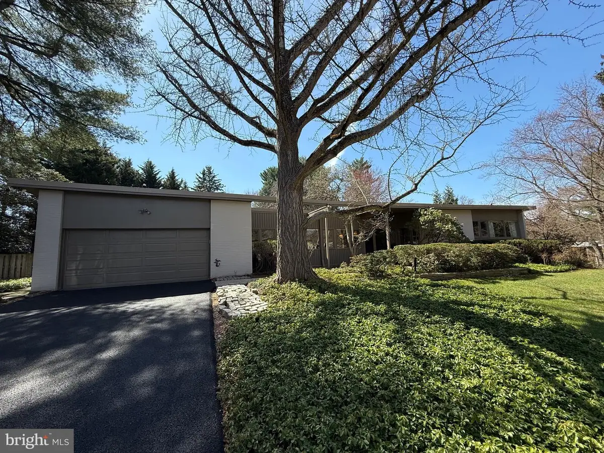 3603 Woodvalley Dr, Baltimore, MD 21208 - #1