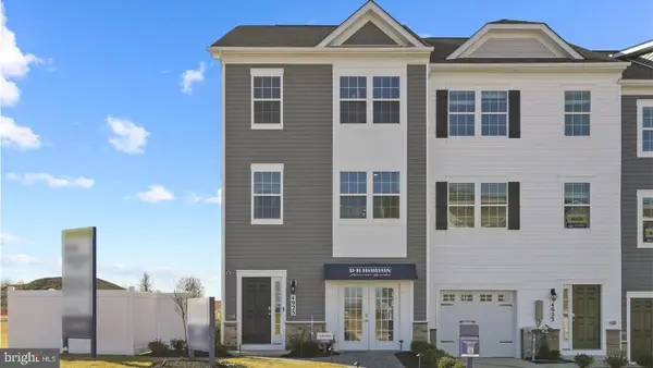 5019 Silver Oak Dr, ROSEDALE, MD 21237