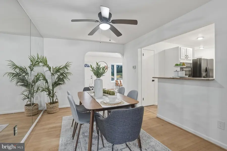 8413 Old Harford Rd, Parkville, MD 21234 - #2