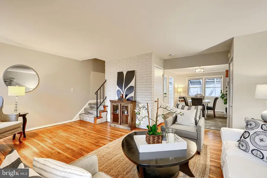 1102 Linkside Dr, Parkville, MD 21234 - #2