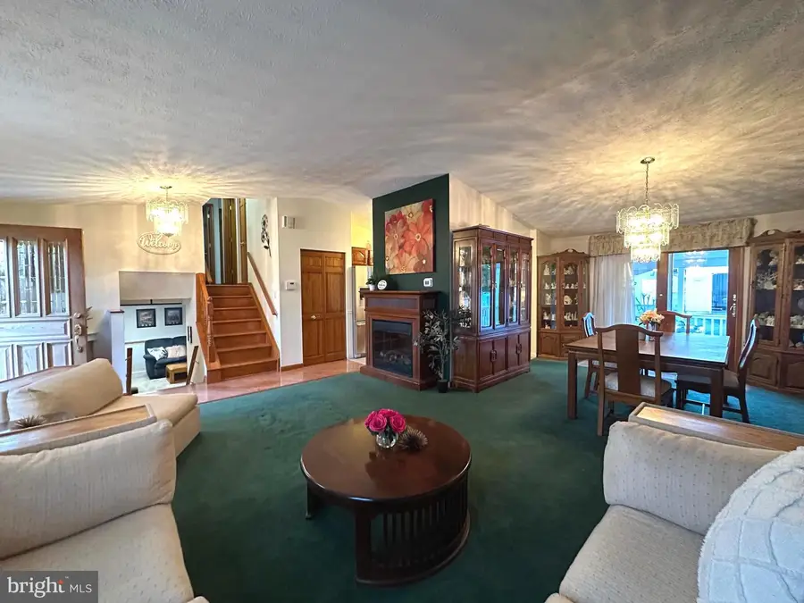 13 Cinder Rd, Lutherville Timonium, MD 21093 - #2