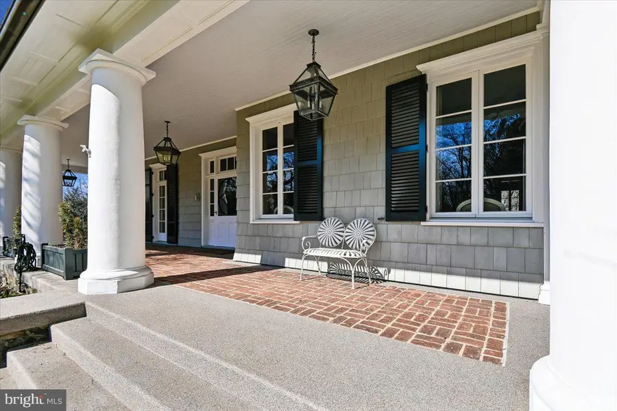 922 Rolandvue Rd, Baltimore, MD 21204 - #2