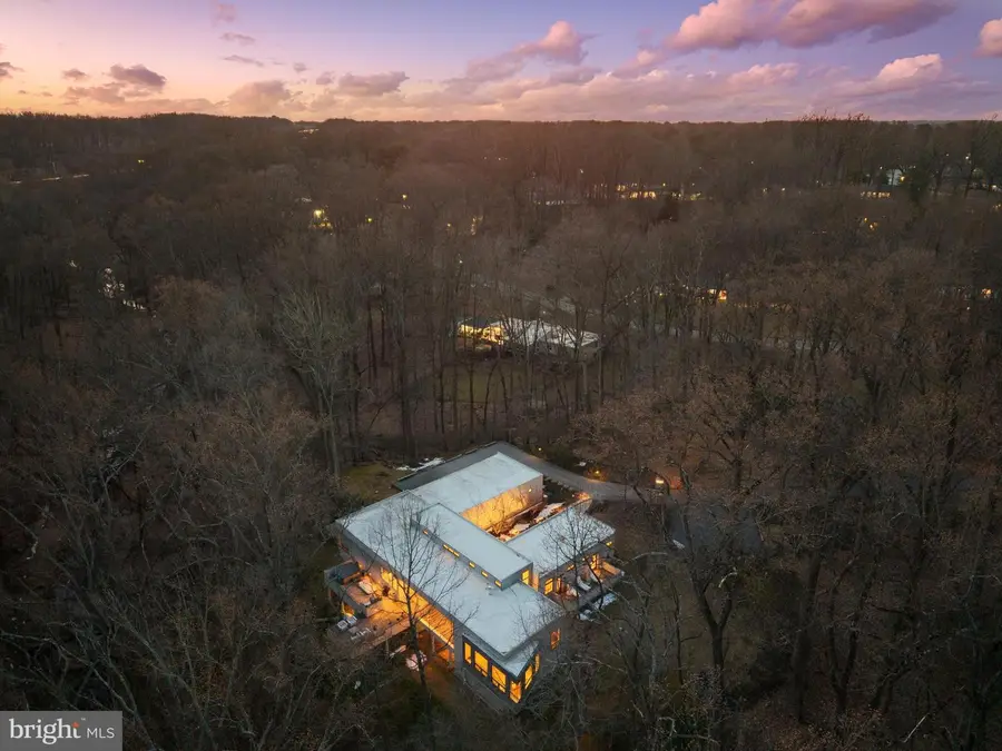 2923 Woodvalley Dr, Baltimore, MD 21208 - #2