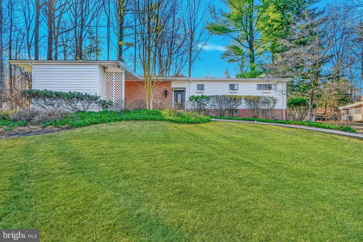 3207 Midfield Rd, Pikesville, MD 21208 - #1