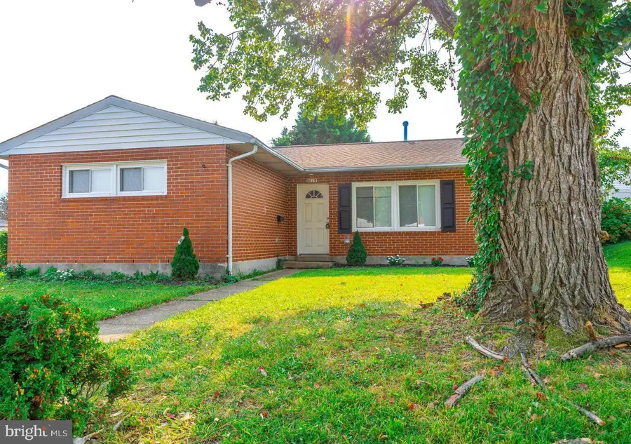 8615 Midi Ave, Parkville, MD 21234 - #2