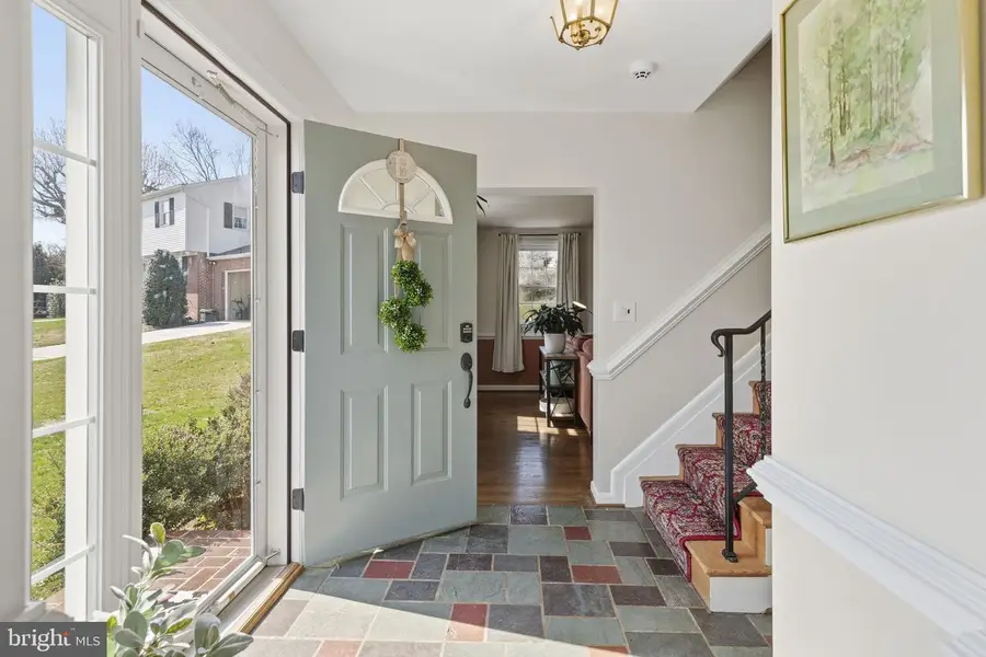 1 Glenluce Ct, Towson, MD 21286 - #2