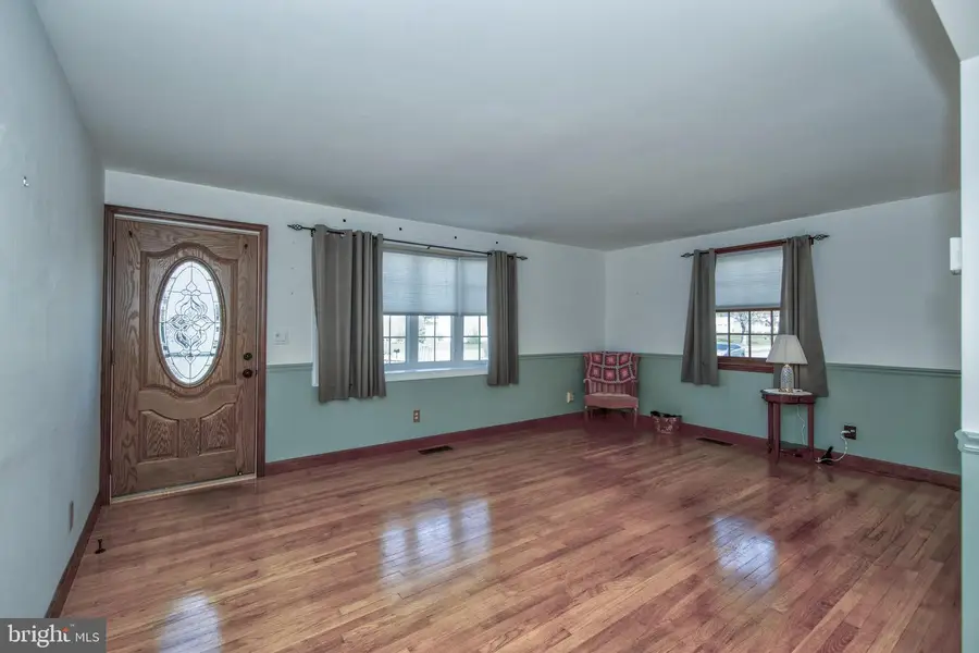 8809 Lakewood Rd, Baltimore, MD 21234 - #2