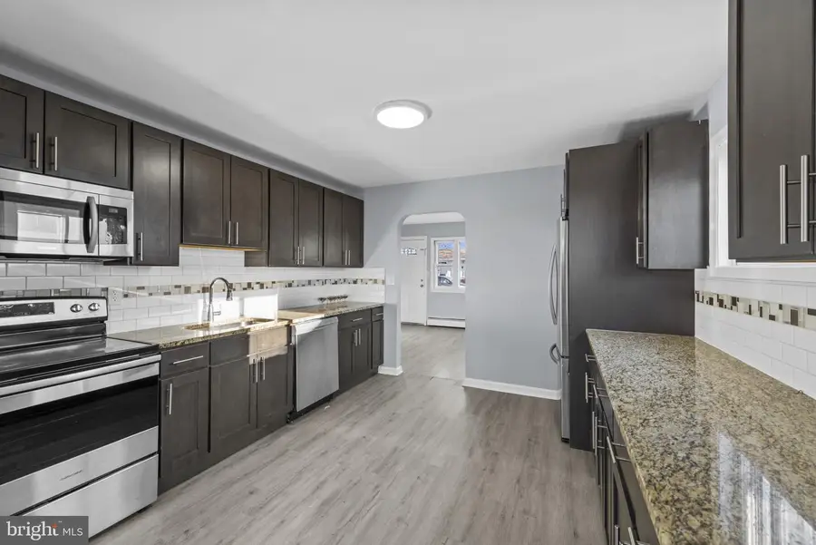 18 Armor Ct, Middle River, MD 21220 - #3