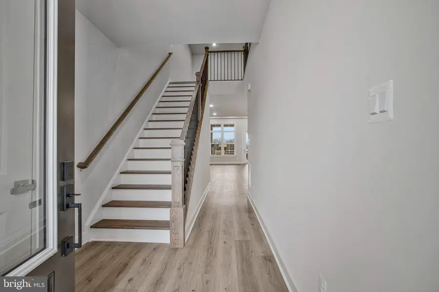 9564 Harvest Ln, Perry Hall, MD 21128 - #2