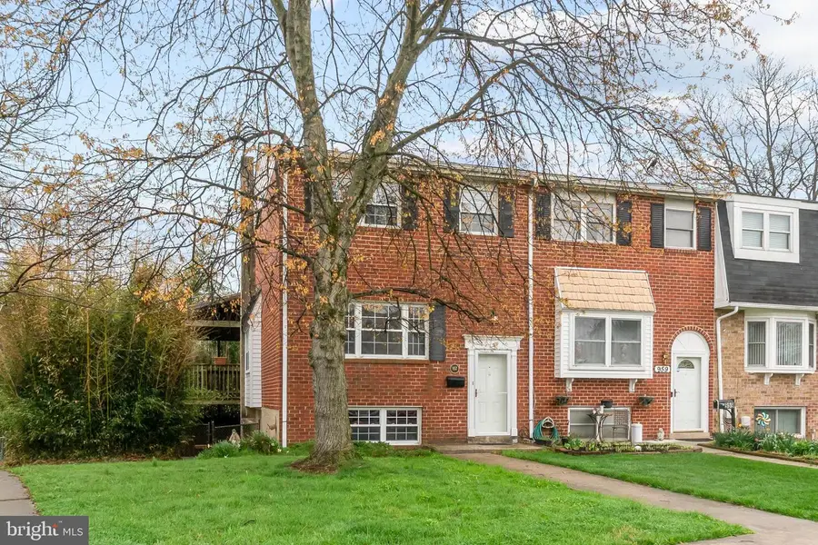 957 Stormont Cir, Baltimore, MD 21227 - #2