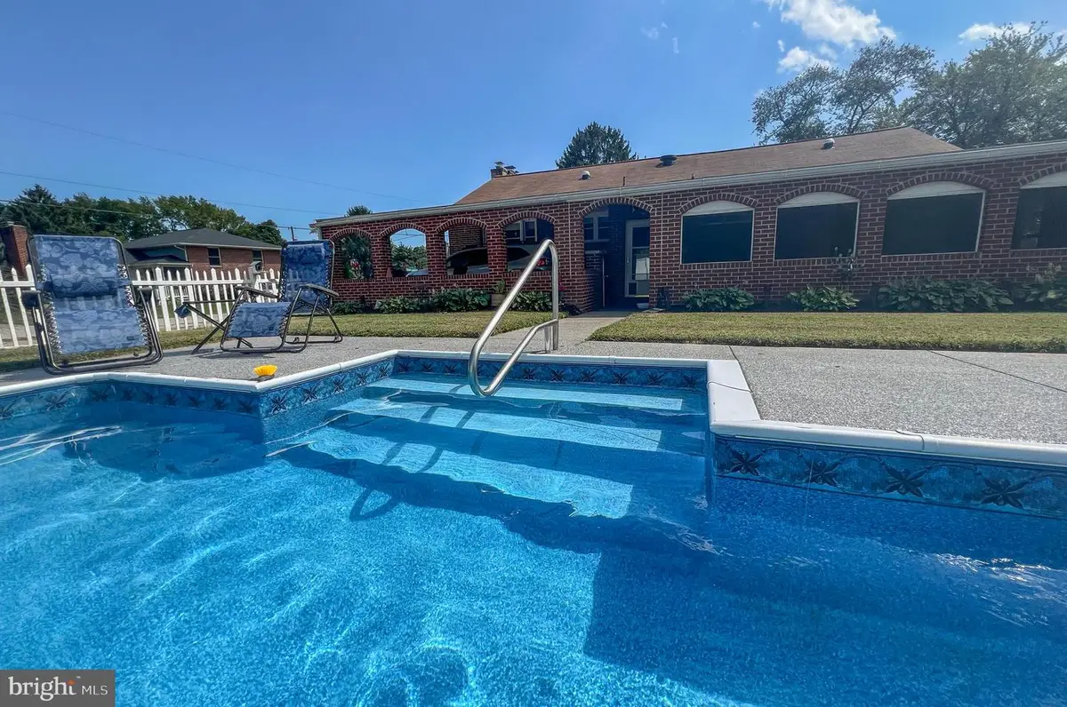 804 Pineview Pl, Baltimore, MD 21220 - #1