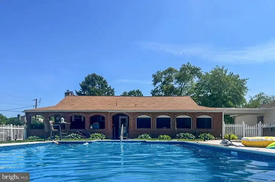 804 Pineview Pl, Baltimore, MD 21220 - #3