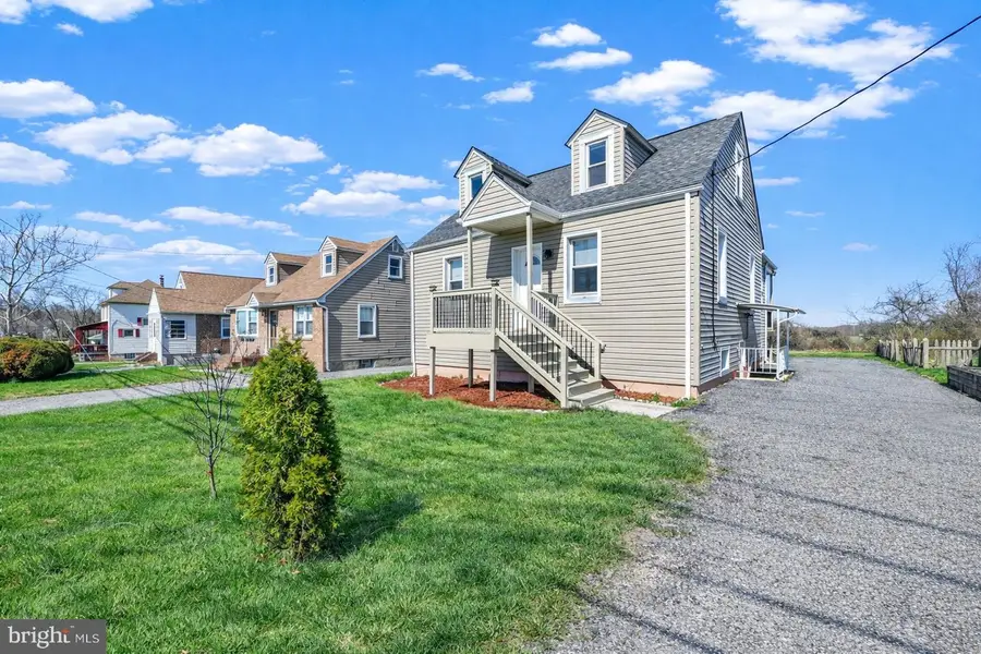 4604 Ridge Rd, Baltimore, MD 21236 - #2