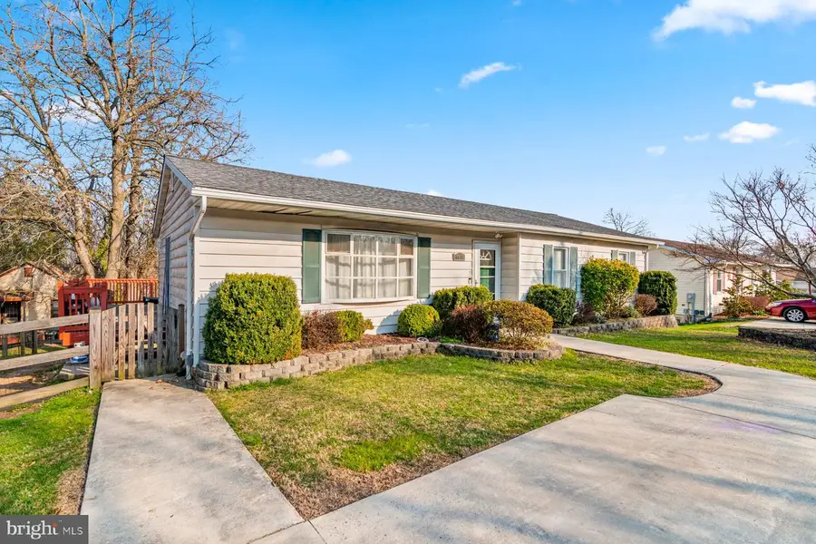 8819 Jasper Ln, Baltimore, MD 21234 - #2