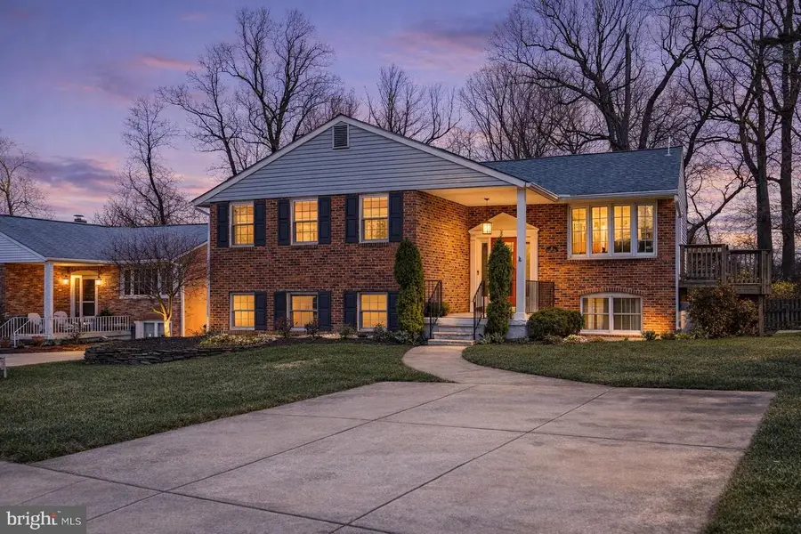 9 Tyburn Ct, Lutherville Timonium, MD 21093 - #2