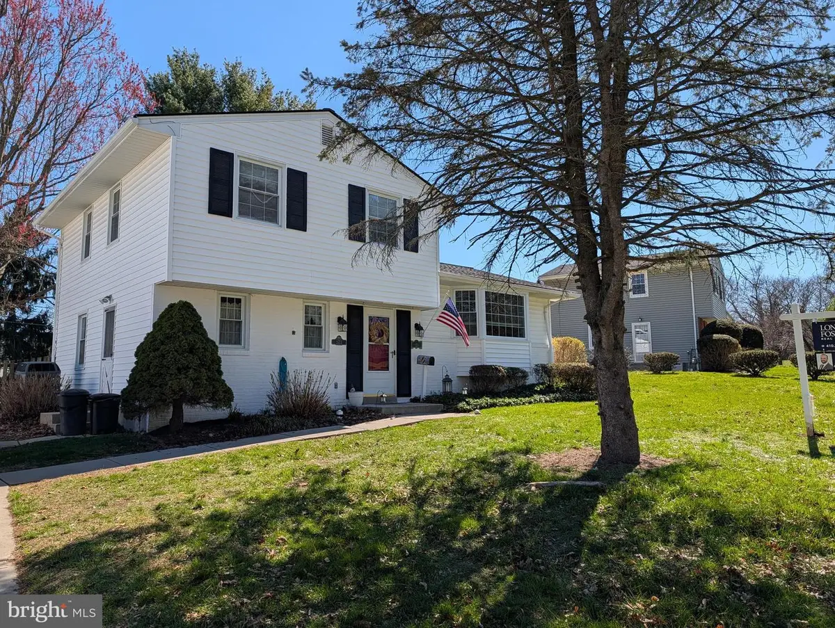 2413 Spring Lake Dr, Lutherville Timonium, MD 21093 - #1