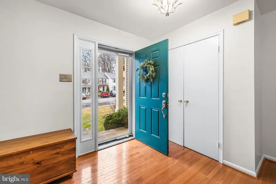 28 Battersea Bridge Ct, Lutherville Timonium, MD 21093 - #2