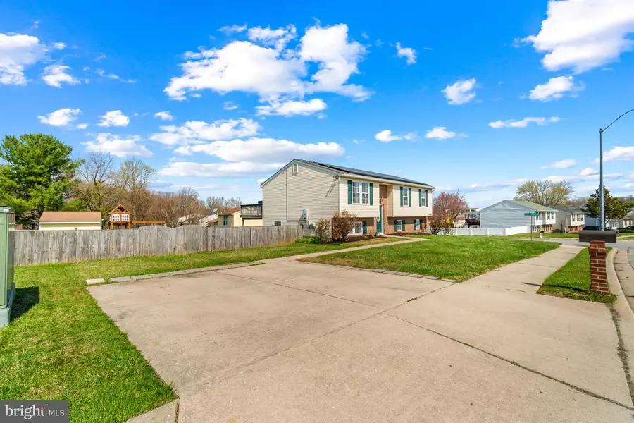 9469 Seven Courts Dr, Nottingham, MD 21236 - #2