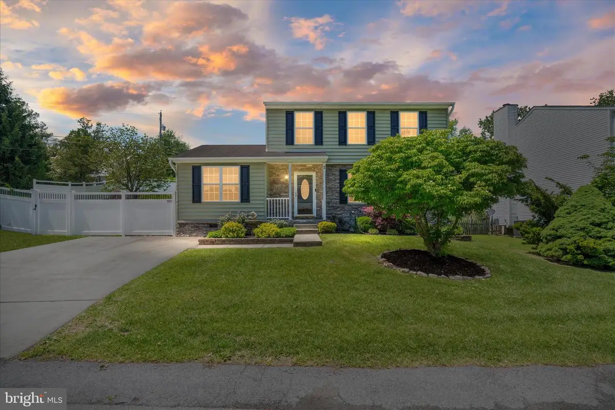 2 Morn Mist Ct, Parkville, MD 21234 - #1