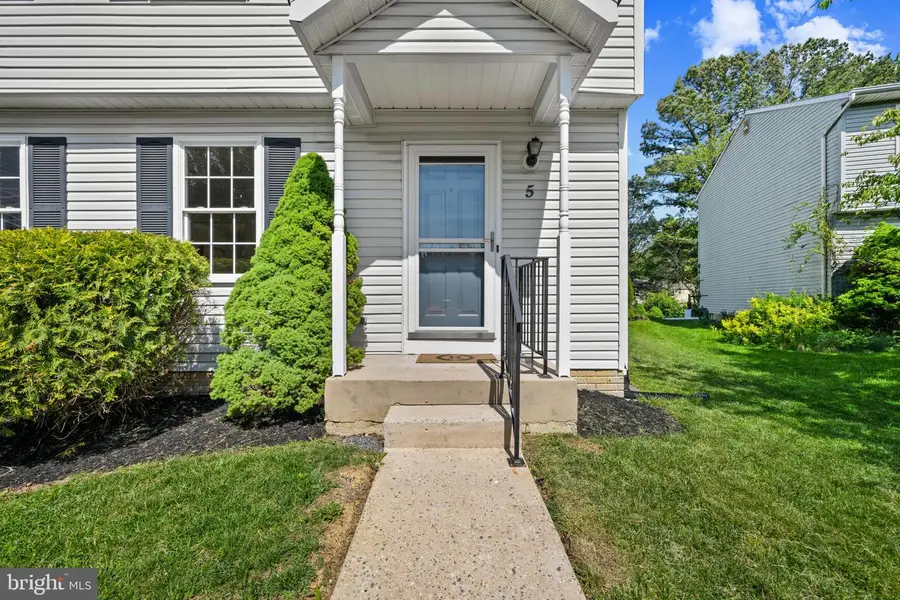 5 Ben Woods Ct, Baltimore, MD 21228 - #3