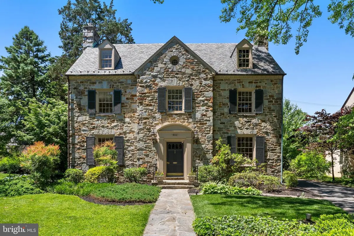 602 Stoneleigh Rd, Baltimore, MD 21212 - #1