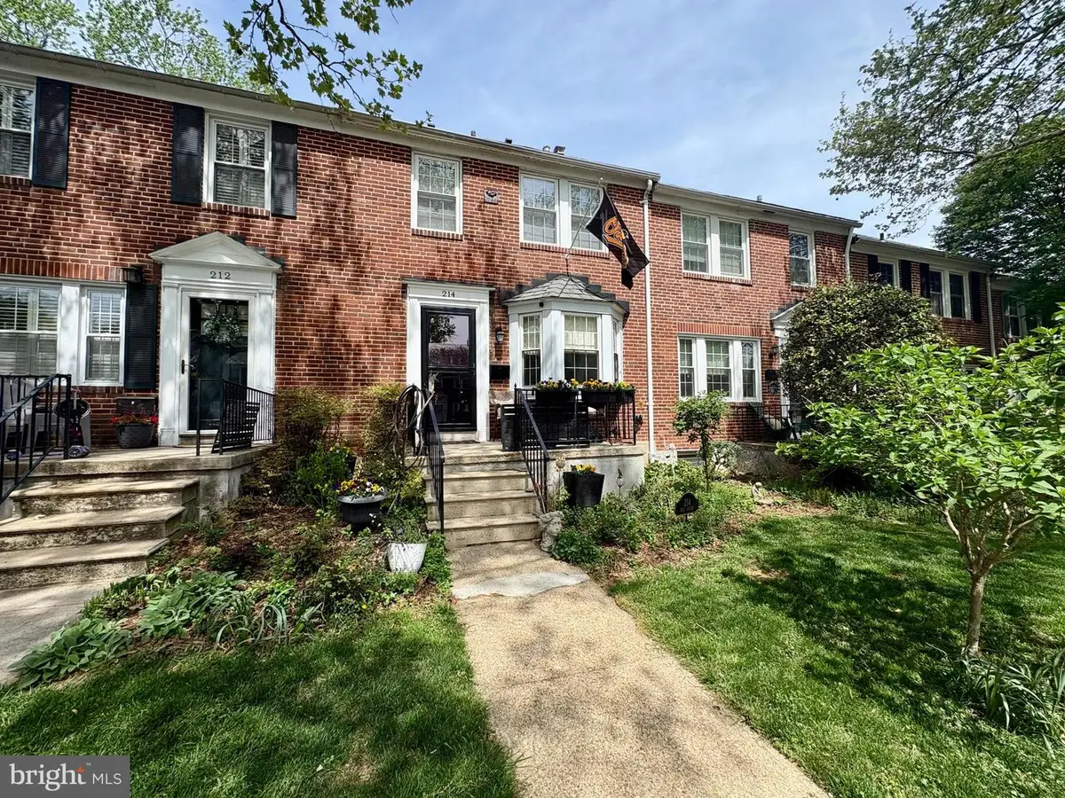 214 Overbrook Rd, Baltimore, MD 21212 - #1